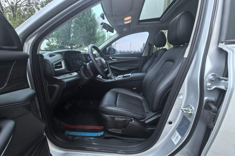 Used Landian E5 2023 1.5L DE-i 100KM Enjoyment Version 5 Seats Interior 2