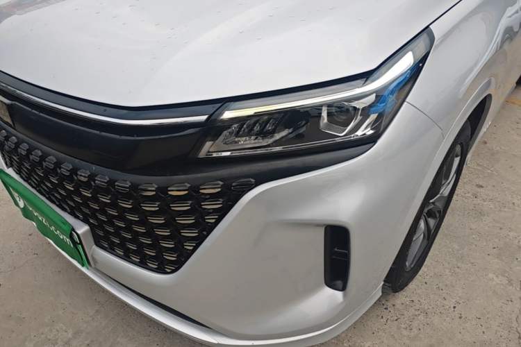 Used Landian E5 2023 1.5L DE-i 100KM Enjoyment Version 5 Seats Left Front Headlight