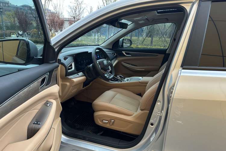 Used Landian E5 2023 1.5L DE-i 110KM Flagship 7-Seater Left Front Seat