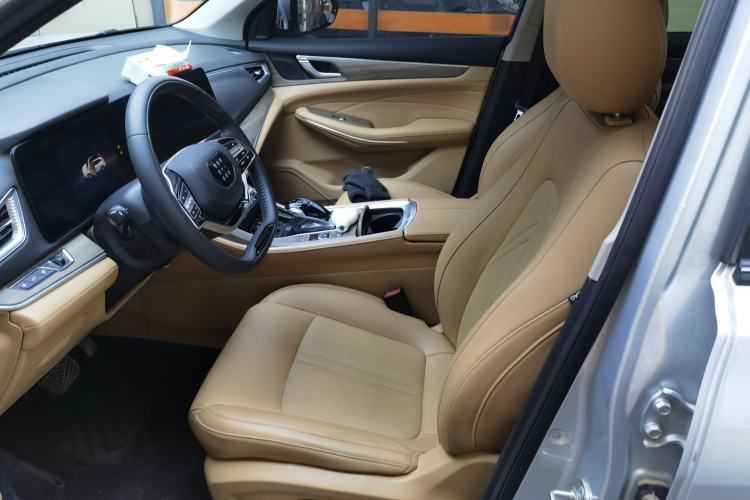 Used Landian E5 2023 1.5L DE-i 110 km Flagship Model 5 Seats Left Front Seat