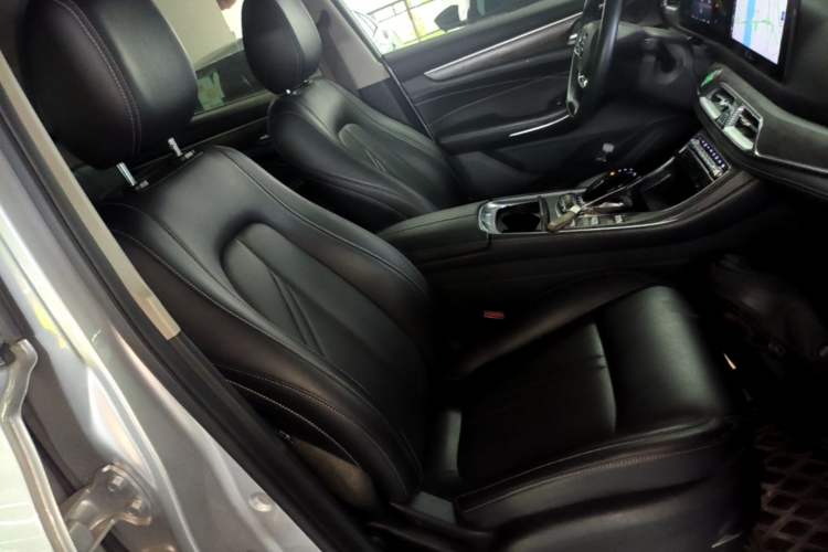 Used Landian E5 2023 1.5L DE-i 100KM Comfort Edition 7-Seater Right Front Seat