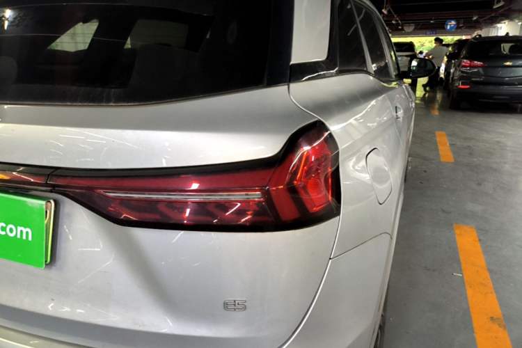 Used Landian E5 2023 1.5L DE-i 100KM Comfort Edition 7-Seater Right Rear Taillight