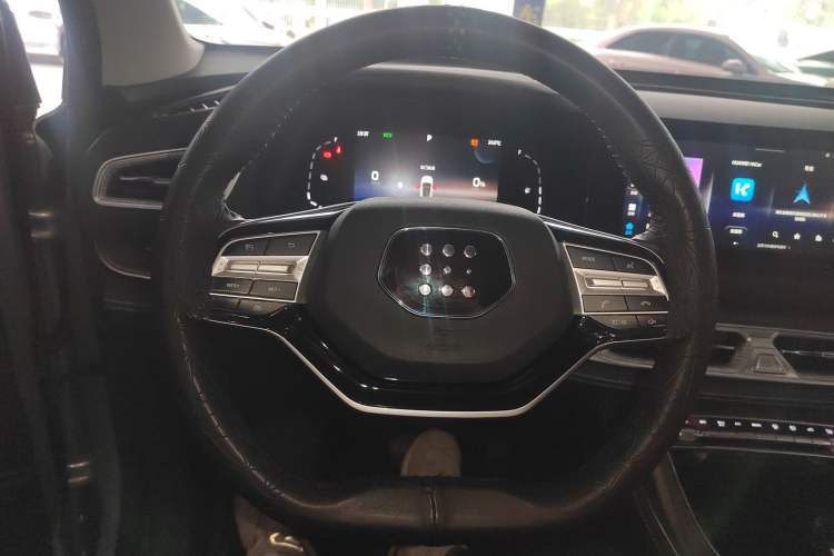 Used Landian E5 2023 1.5L DE-i 100KM Comfort Edition 7-Seater Steering Wheel