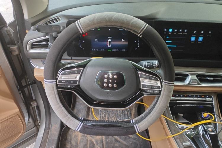 Used Landian E5 2023 1.5L DE-i 100KM Comfort Edition 7-Seater Steering Wheel