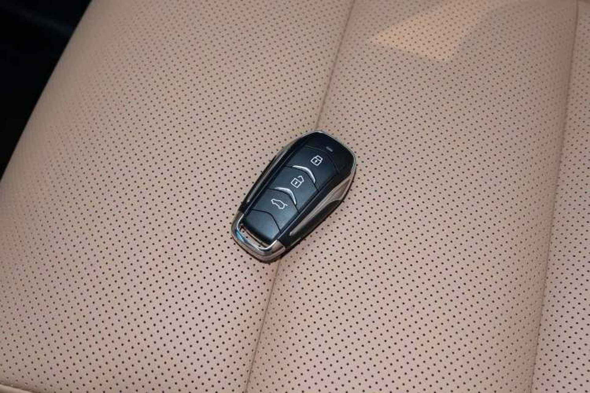 Used Landian E5 2023 1.5L DE-i 100KM Zhenxiang Edition 7-Seater Vehicle Key