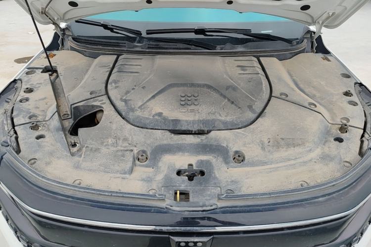 Used Landian E5 2023 1.5L DE-i 100KM Comfort Edition 7-Seater Engine Bay