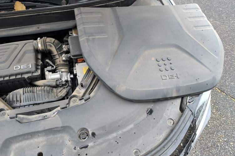 Used Landian E5 2023 1.5L DE-i 100KM Comfort Edition 7-Seater Engine Bay Left