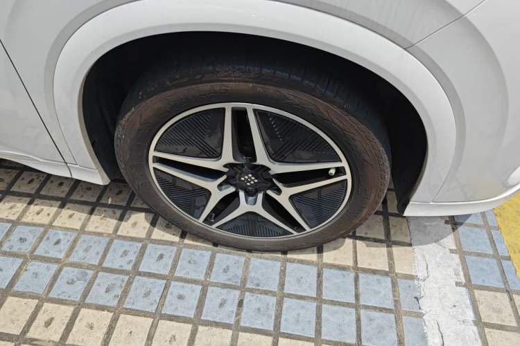 Used Landian E5 2023 1.5L DE-i 100KM Zhenxiang Edition 7-Seater Exterior 1