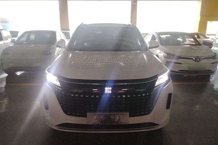 Used Landian E5 2023 1.5L DE-i 100KM Comfort Edition 7-Seater Front