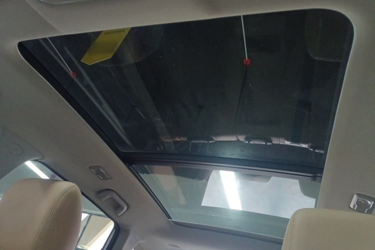 Used Landian E5 2023 1.5L DE-i 100KM Zhenxiang Edition 7-Seater Headliner