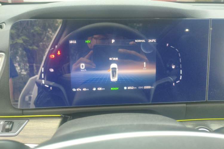 Used Landian E5 2023 1.5L DE-i 100KM Zhenxiang Edition 5-seater Instrument Cluster