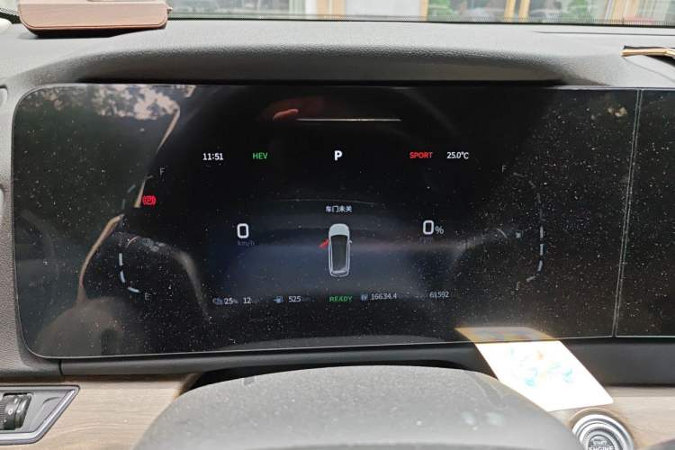 Used Landian E5 2023 1.5L DE-i 100KM Zhenxiang Edition 7-Seater Instrument Cluster