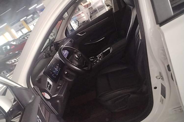 Used Landian E5 2023 1.5L DE-i 100KM Comfort Edition 7-Seater Left Front Seat
