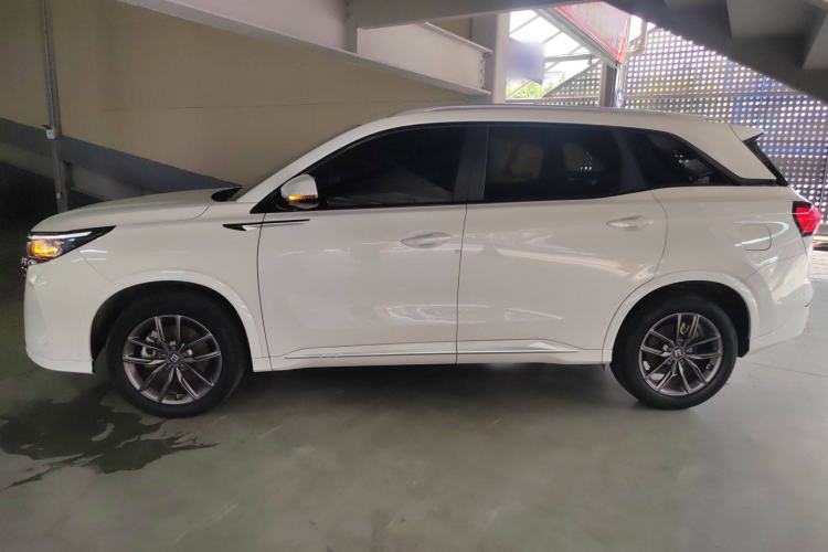 Used Landian E5 2023 1.5L DE-i 100KM Enjoyment Version 5 Seats Left Side