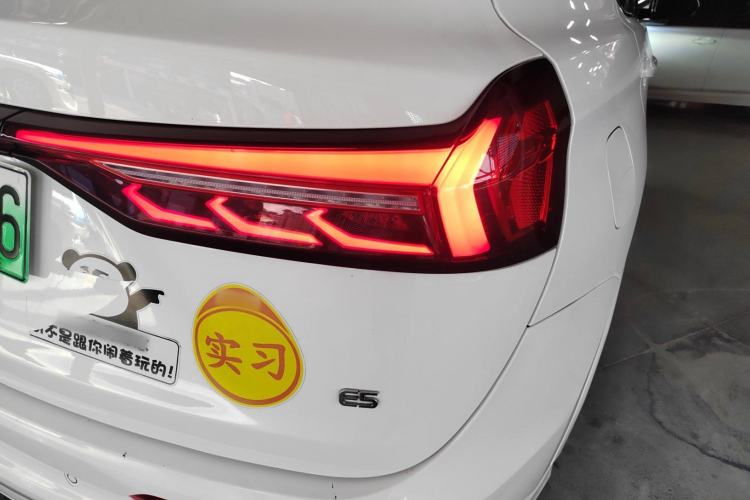 Used Landian E5 2023 1.5L DE-i 100KM Enjoyment Version 5 Seats Right Rear Taillight