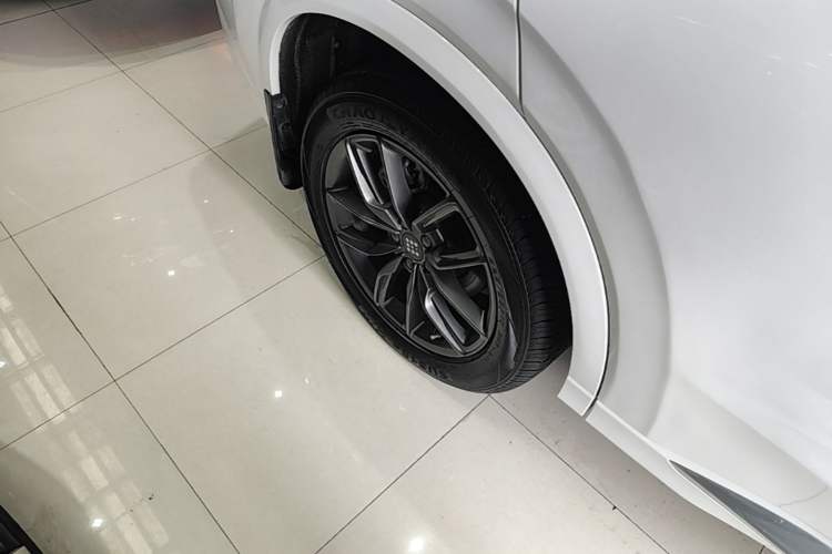 Used Landian E5 2023 1.5L DE-i 100KM Comfort Edition 7-Seater Right Rear Wheel Hub