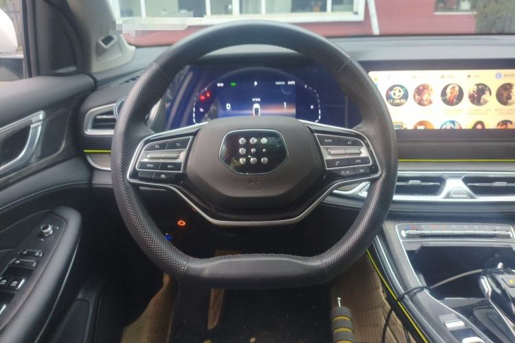 Used Landian E5 2023 1.5L DE-i 100KM Zhenxiang Edition 5-seater Steering Wheel