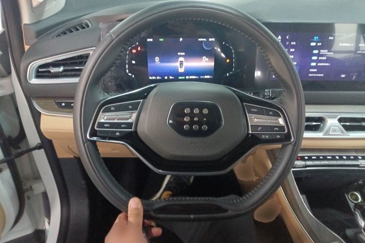 Used Landian E5 2023 1.5L DE-i 100KM Zhenxiang Edition 7-Seater Steering Wheel