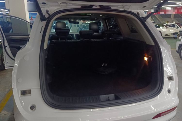 Used Landian E5 2023 1.5L DE-i 100KM Zhenxiang Edition 5-seater Trunk