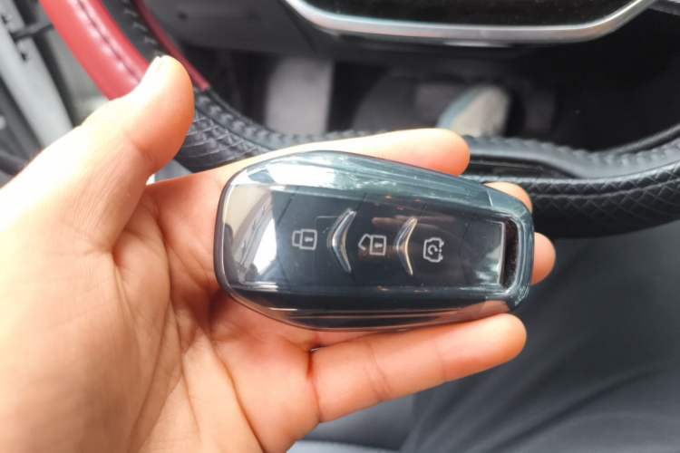 Used Landian E5 2023 1.5L DE-i 100KM Comfort Edition 7-Seater Vehicle Key