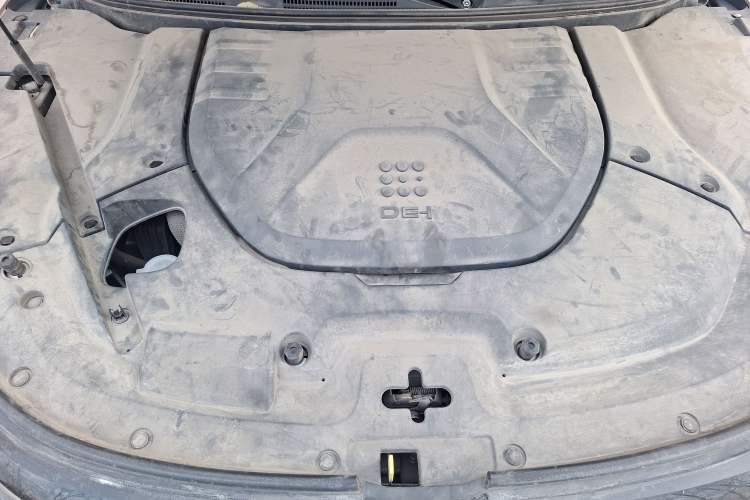 Used Landian E5 2023 1.5L DE-i 100KM Comfort Edition 7-Seater Engine Bay