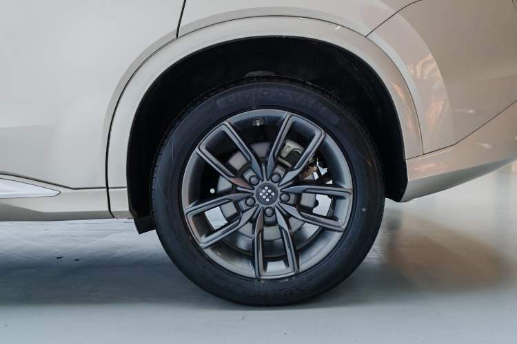 Used Landian E5 2023 1.5L DE-i 100KM Comfort Edition 7-Seater Exterior 6