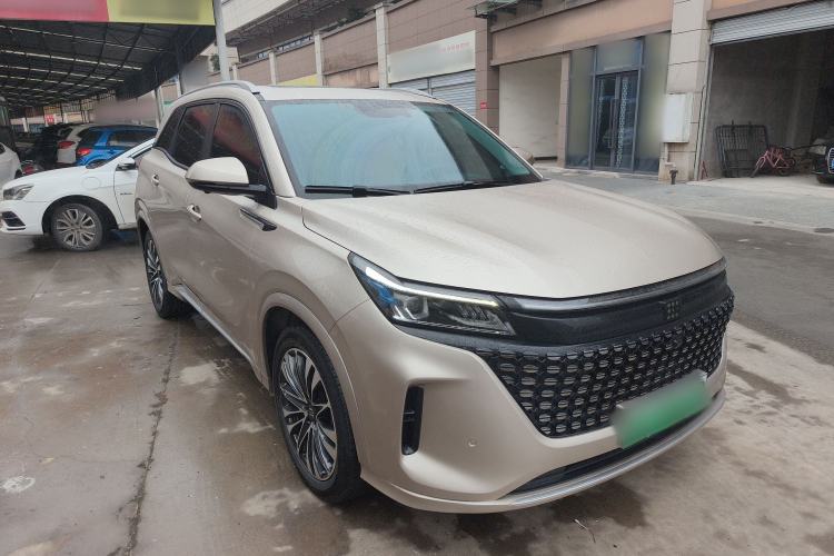 Used Landian E5 2023 1.5L DE-i 110KM Flagship 7-Seater Front Right 45 Deg