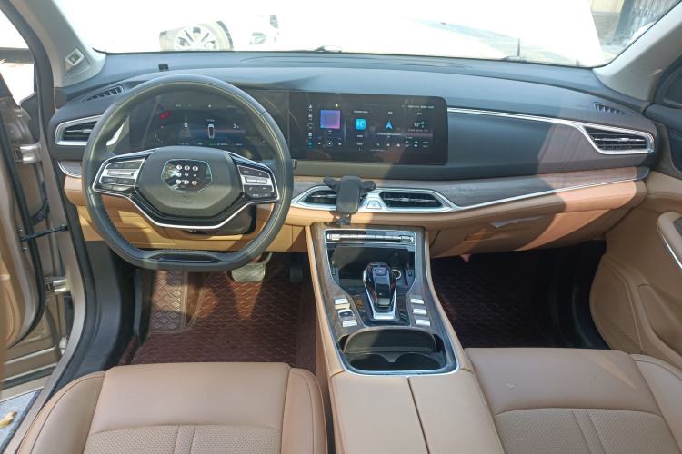 Used Landian E5 2023 1.5L DE-i 110KM Flagship 7-Seater Interior 2