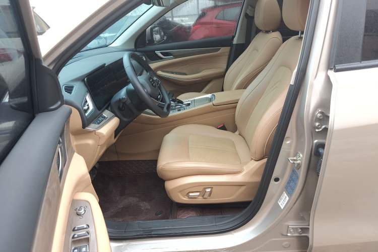 Used Landian E5 2023 1.5L DE-i 110KM Flagship 7-Seater Left Front Seat