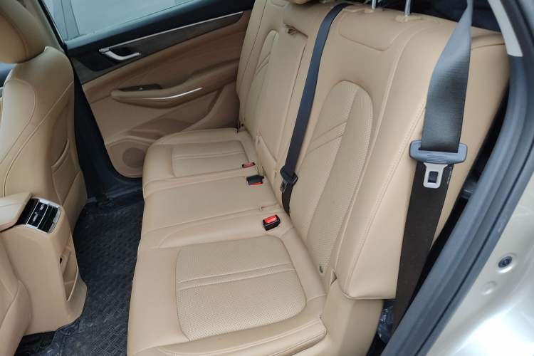 Used Landian E5 2023 1.5L DE-i 110KM Flagship 7-Seater Left Rear Seat