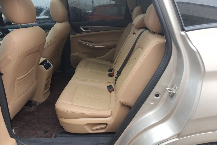 Used Landian E5 2023 1.5L DE-i 110KM Flagship 7-Seater Left Rear Seat