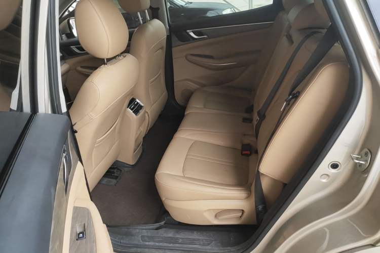 Used Landian E5 2023 1.5L DE-i 110KM Flagship 7-Seater Left Rear Seat