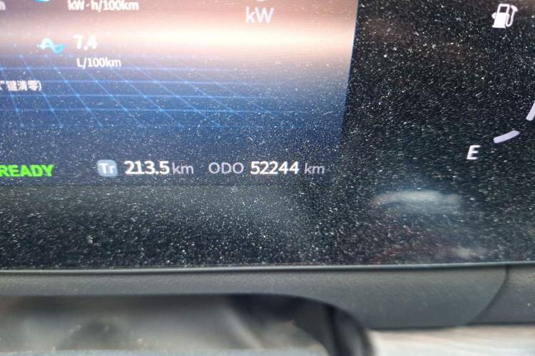 Used Landian E5 2023 1.5L DE-i 100KM Comfort Edition 7-Seater Odometer Close Up