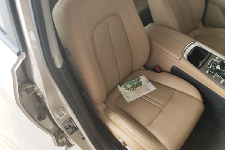 Used Landian E5 2023 1.5L DE-i 110KM Flagship 7-Seater Right Front Seat