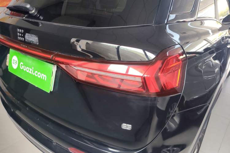 Used Landian E5 2024 Honor Edition 100KM Deluxe 7-Seater Exterior 3