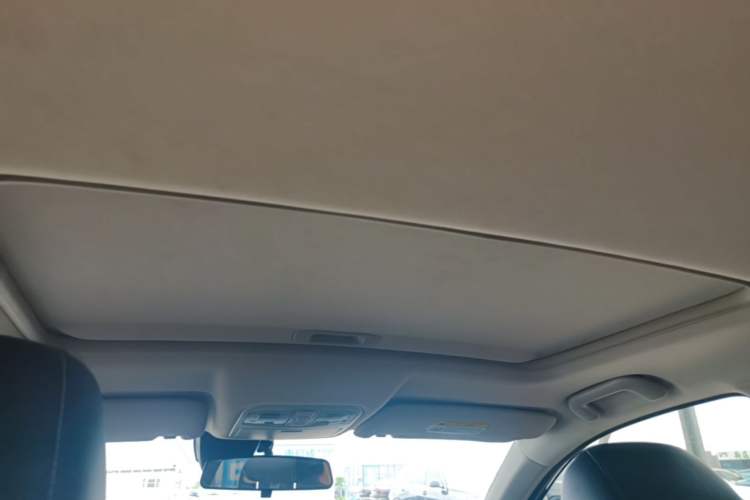 Used Landian E5 2024 Honor Edition 100KM Deluxe 7-Seater Headliner