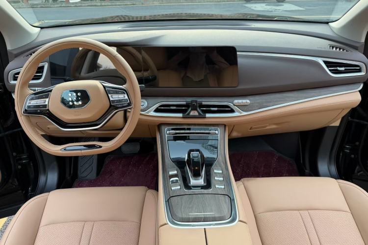 Used Landian E5 2024 Honor Edition 100KM Deluxe 7-Seater Interior 2