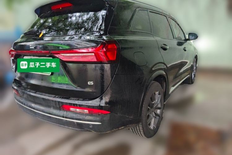 Used Landian E5 2024 Honor Edition 100KM Deluxe 7-Seater Rear Right 45 Deg