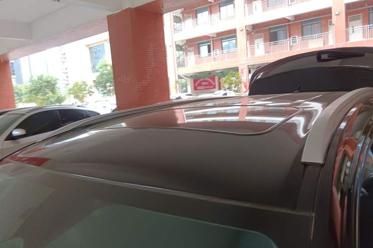 Used Landian E5 2024 Honor Edition 100KM Deluxe 7-Seater Roof