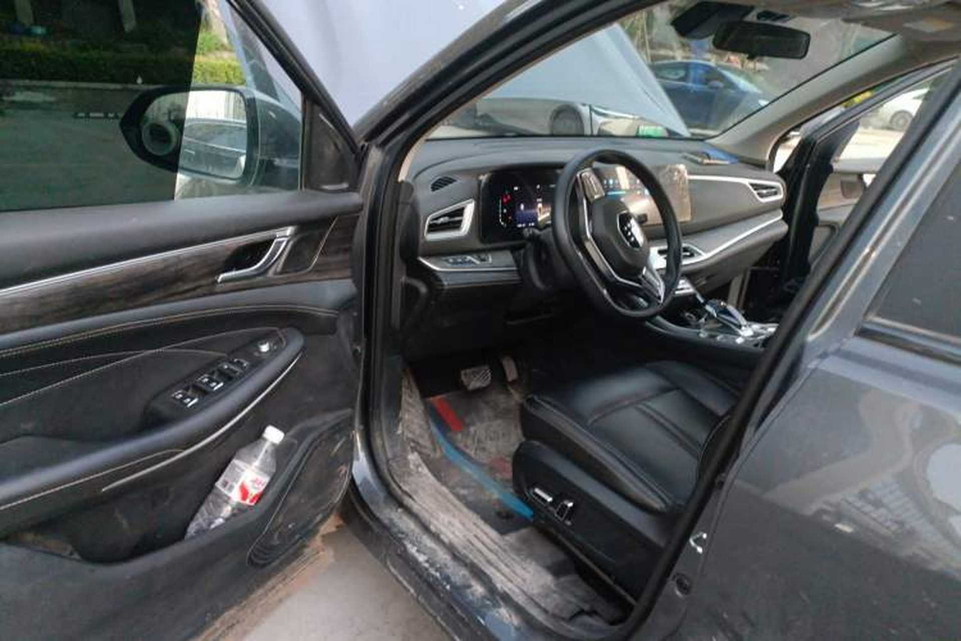 Used Landian E5 2024 Honor Edition 100KM Comfort Model 7 Seats Driver Seat