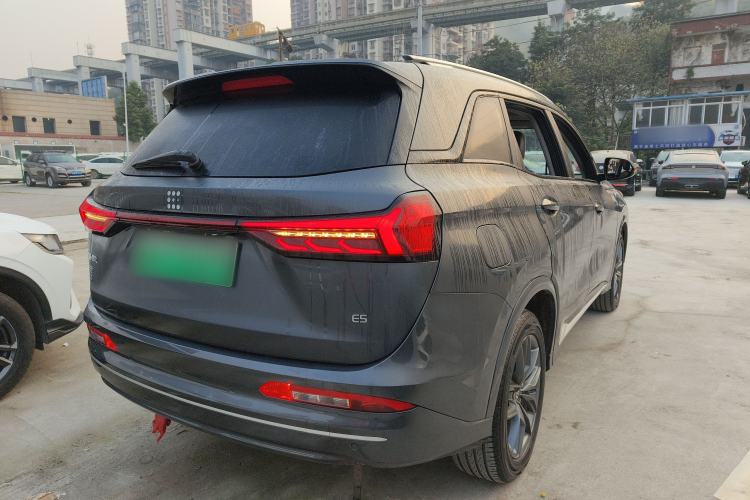 Used Landian E5 2024 Honor Edition 100KM Deluxe 7-Seater Exterior 5