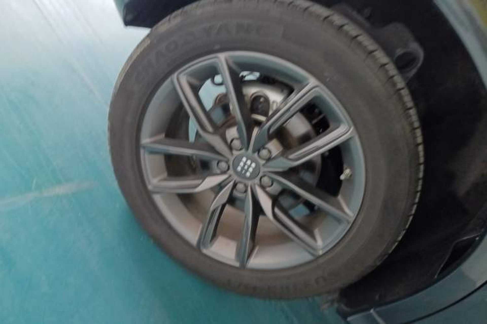 Used Landian E5 2024 Honor Edition 100KM Deluxe 7-Seater Exterior 8