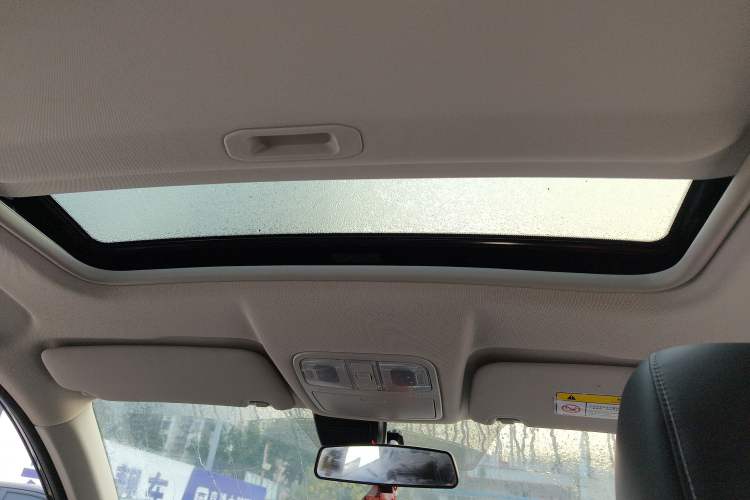 Used Landian E5 2024 Honor Edition 100KM Deluxe 7-Seater Headliner