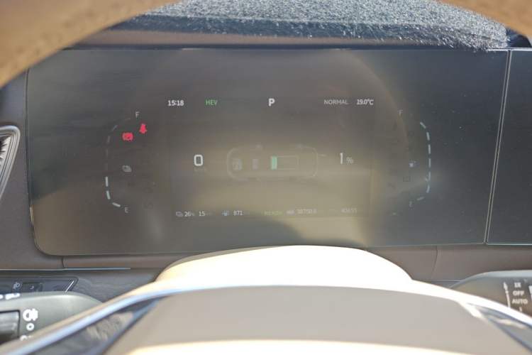 Used Landian E5 2024 Honor Edition 100KM Premium Model 7 Seats Instrument Cluster