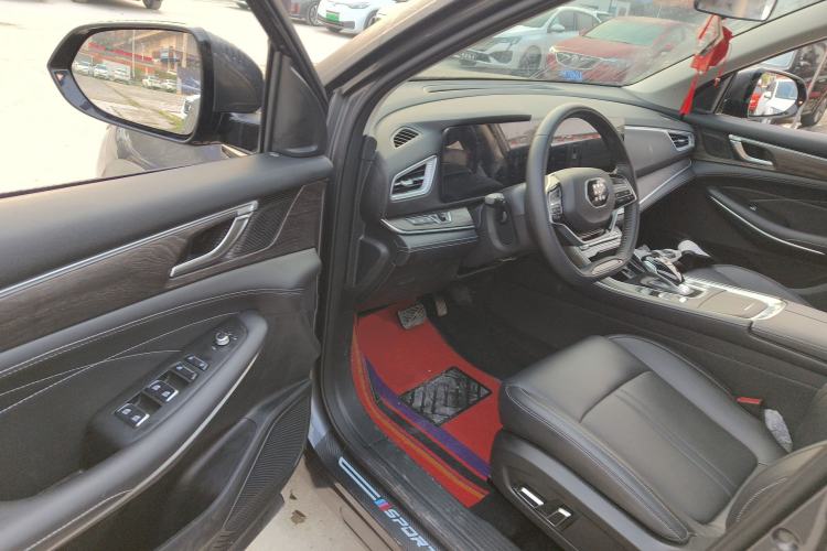 Used Landian E5 2024 Honor Edition 100KM Deluxe 7-Seater Interior 3