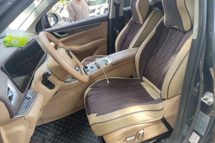 Used Landian E5 2024 Honor Edition 100KM Premium Model 7 Seats Left Front Seat