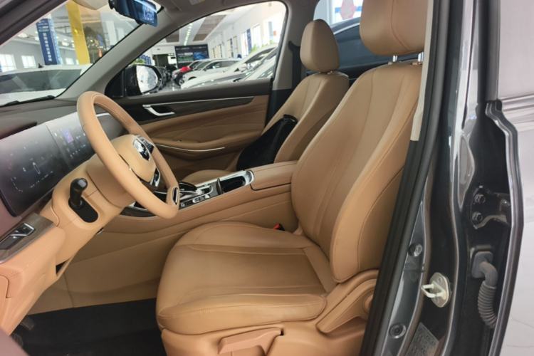 Used Landian E5 2024 Honor Edition 100KM Comfort Model 7 Seats Left Front Seat