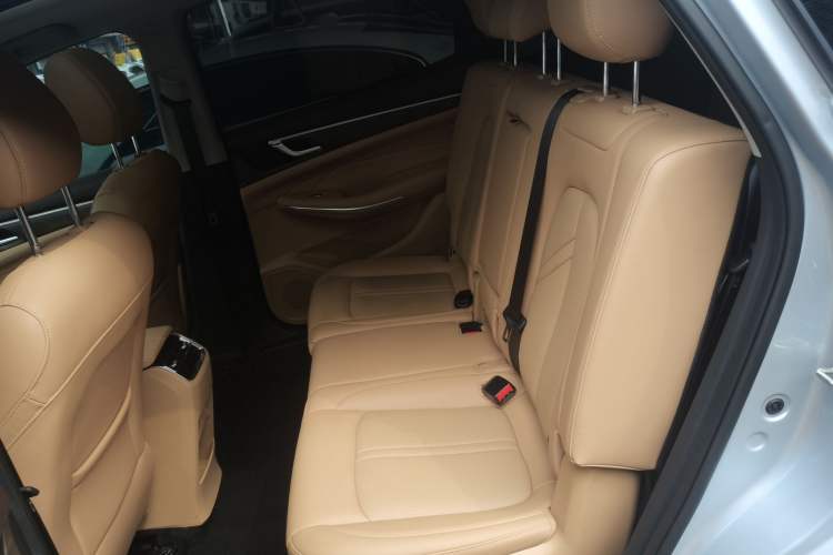 Used Landian E5 2024 Honor Edition 100KM Premium Model 7 Seats Left Rear Seat