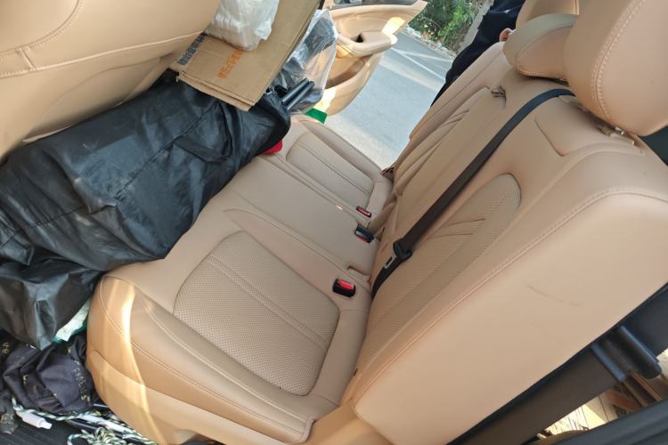 Used Landian E5 2024 Honor Edition 100KM Premium Model 7 Seats Left Rear Seat
