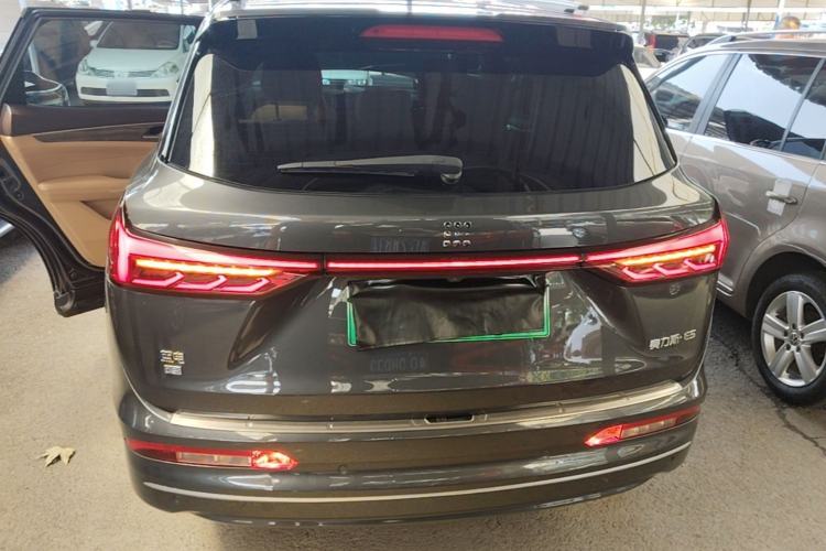 Used Landian E5 2024 Honor Edition 100KM Premium Model 7 Seats Rear